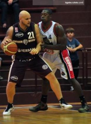 Trabaj� horas extras