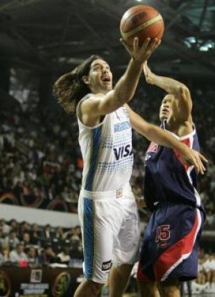 Le alcanz� con defender un cuarto