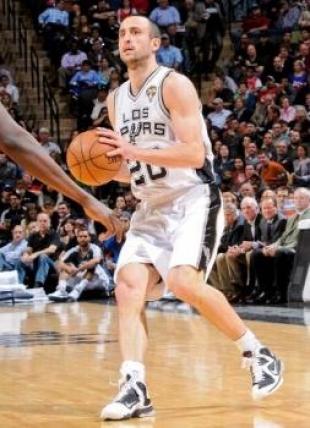 Manu la volvi� a �romper� y San Antonio sigue a paso firme