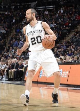 Gin�bili sentenci� a los Hawks