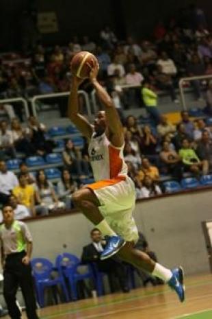 Ricky Johns es jugador de Lan�s