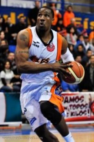 Sionista oficializ� a Greg Lewis por Chukie