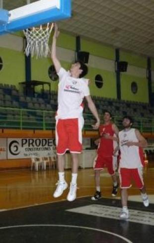 Italiana arranc� y Monte se prepara