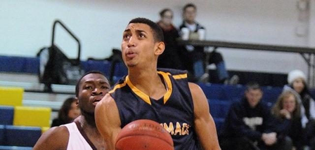 Ol�mpico apuesta por Gelvis Solano