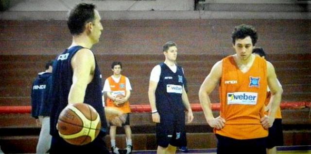 Bah�a Estudiantes venci� a Liniers