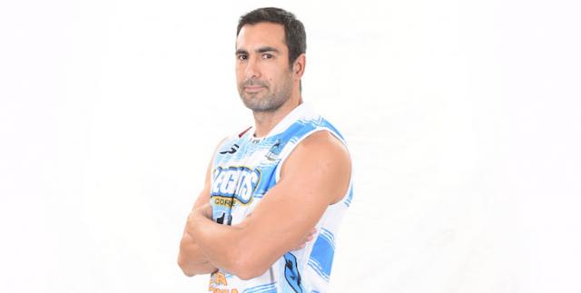 Quinteros: �El equipo toc� fondo�