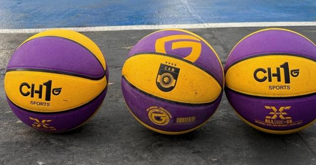 La Asociaci�n rosarina con nuevo bal�n oficial