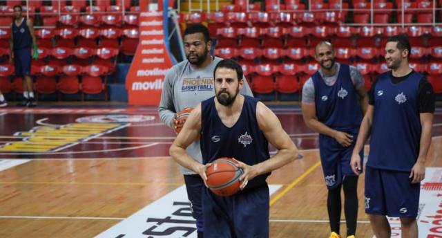 Germ�n Gabriel: "El nivel de exigencia es muy alto cada vez que te pones la camiseta de Marinos"