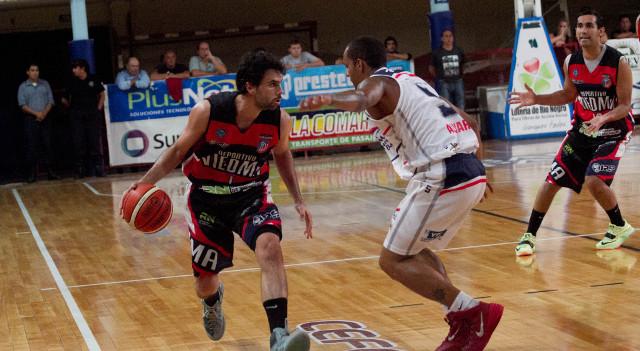 Hind� atendi� a domicilio y acort� distancia ante Villa Angela