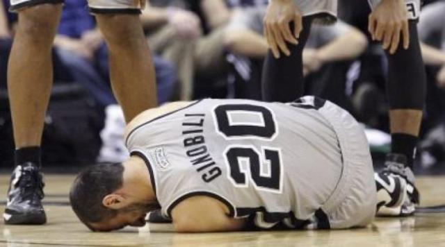 Un susto para Manu Gin�bili