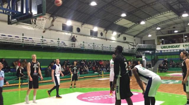 Ol�mpico venci� a Urunday y se qued� con el cuadrangular