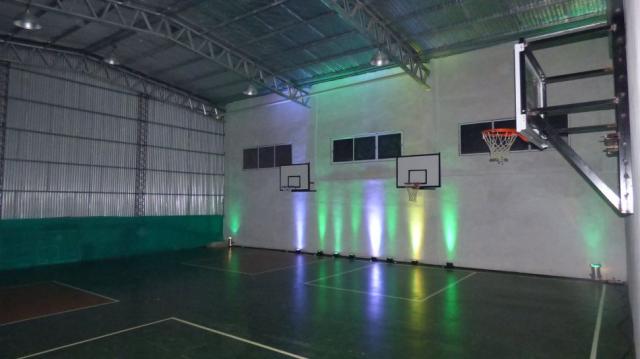 Estudiantes inaugur� su microestadio cerrado de b�squetbol