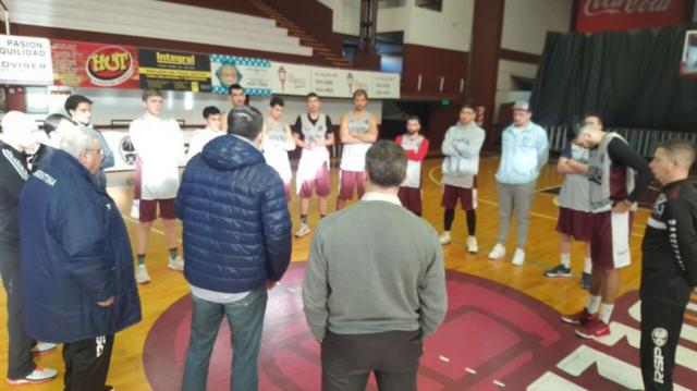 Lanus ya piensa en el Federal