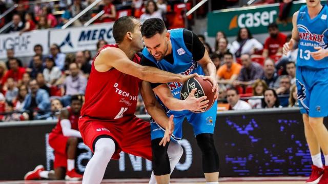 Joventut se qued� sin racha, Murcia a�n con vida