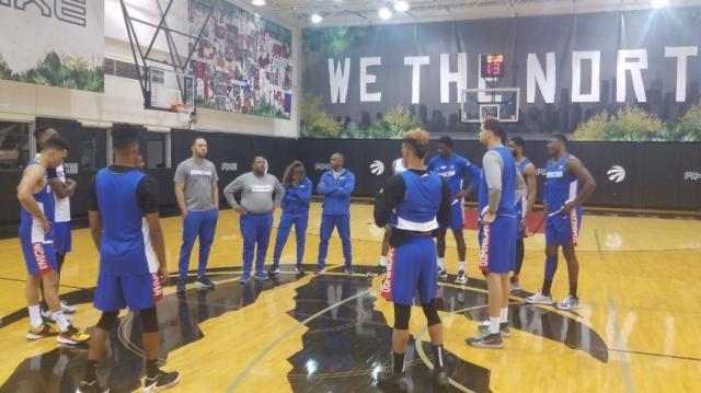 Canad� y Dominicana pican en punta