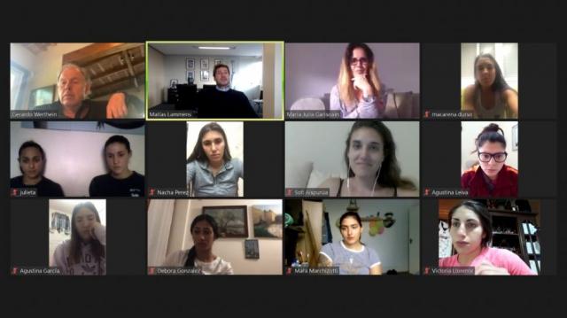 El Enard le devolver�a las becas al femenino