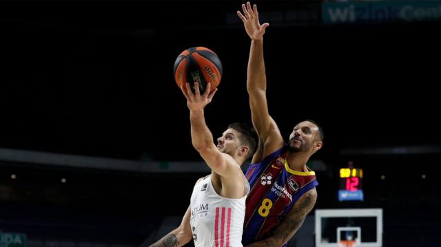 Fren� la avalancha