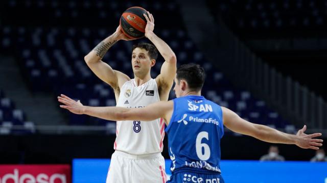 Triple alegr�a dominguera