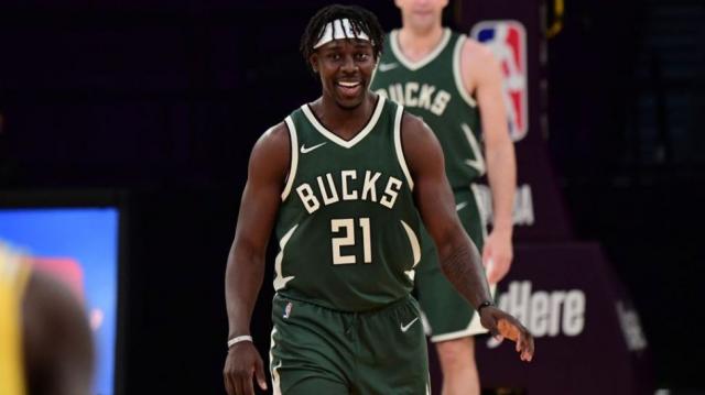 Bucks acordaron la renovaci�n de Jrue Holiday