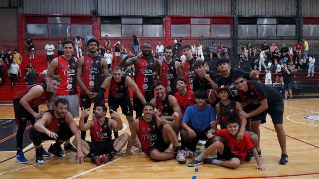 Norte A y B: Villa meti� quinta, Col�n con la sorpresa