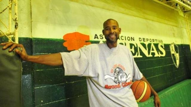 Llegan los for�neos