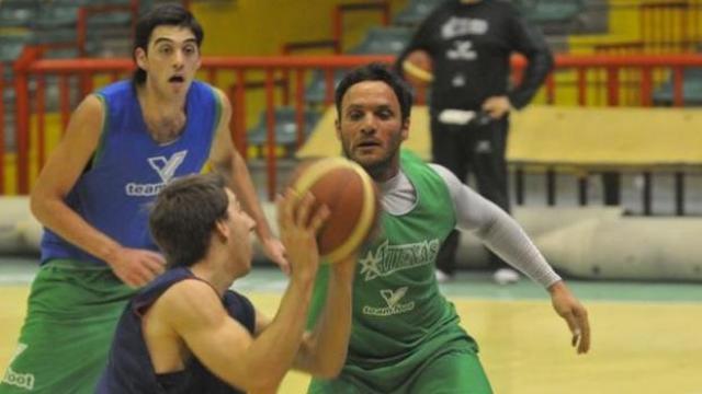 Sin L�baque y sin �lamo parte Atenas