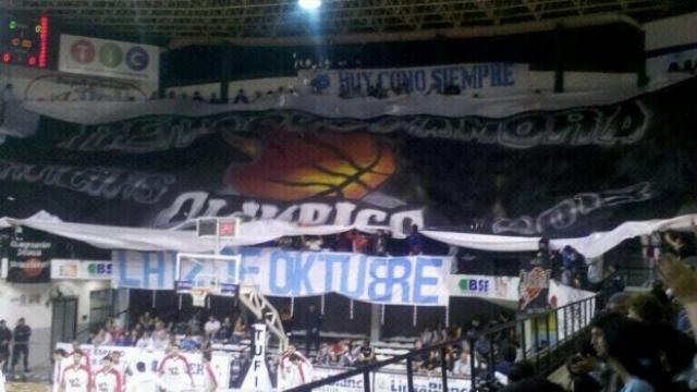 Ol�mpico dice tener el tel�n m�s grande