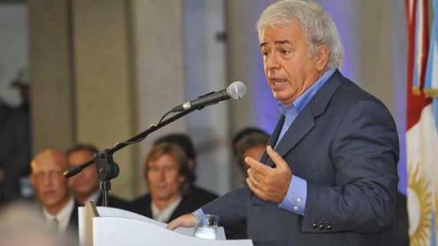 De la Sota anunci� que Oberto jugar� en Atenas