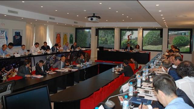 La Liga espa�ola jugar� con 17 equipos