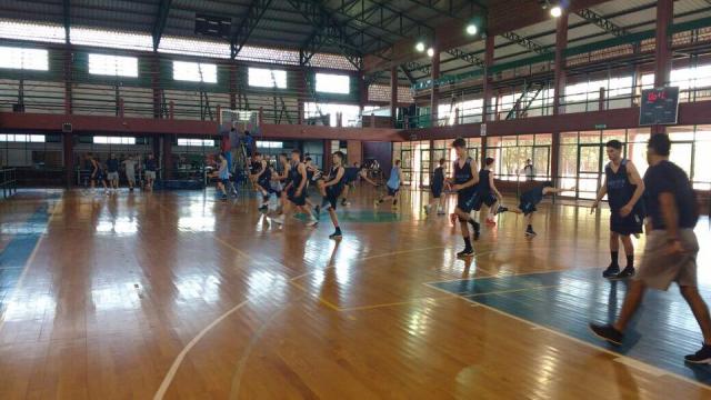 Tucum� disfrut� de la presencia del U15