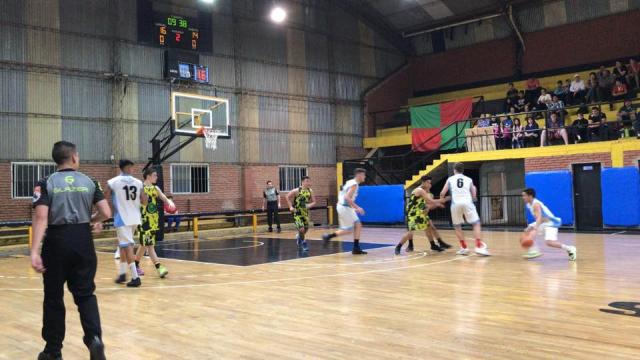 Tucuman con cl�nica del arbitraje y actividad en menores