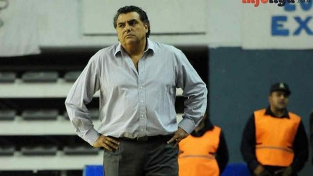 Carlos Romano tiene su tercer ciclo en Pe�arol