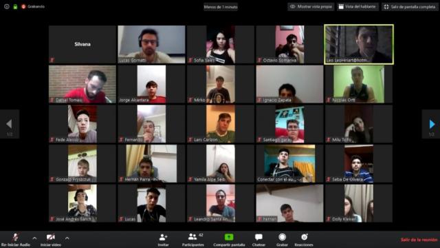 Ober� trabaja desde casa