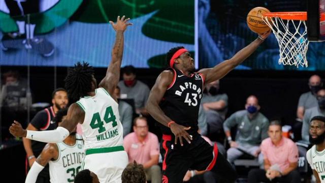 El campe�n est� de pie