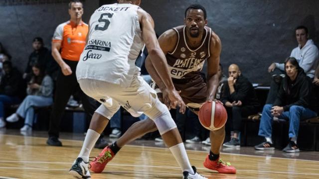 Recarg� la ofensiva