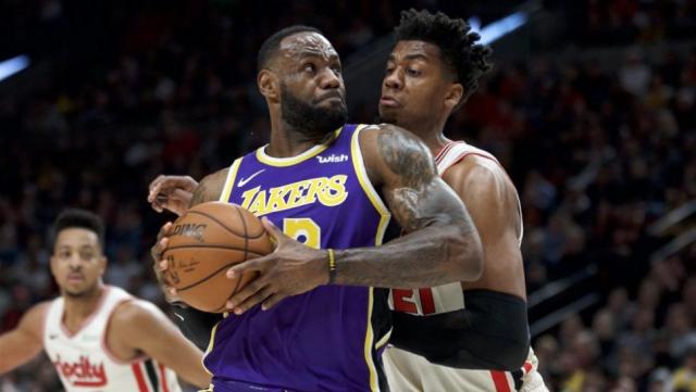 Lakers recuper� la memoria