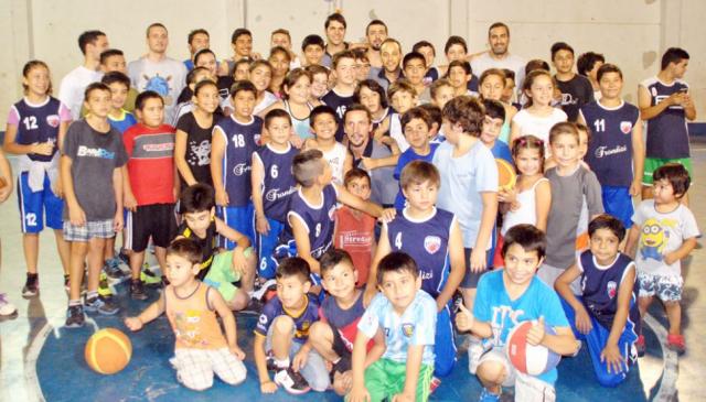 Cuando el b�squetbol integra