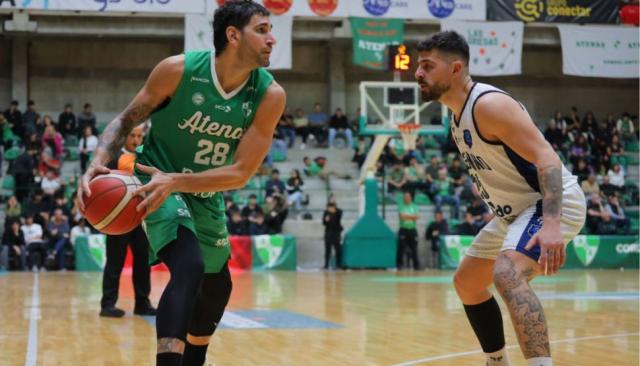 Atenas gan� un partidazo y lucha por quedarse