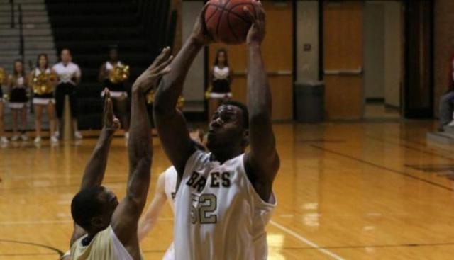 George Blakeney llega a Weber Bah�a