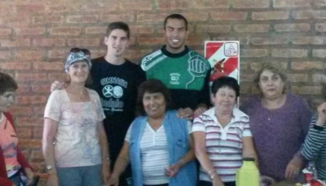 Gimnasia visit� la colonia de vacaciones de adultos