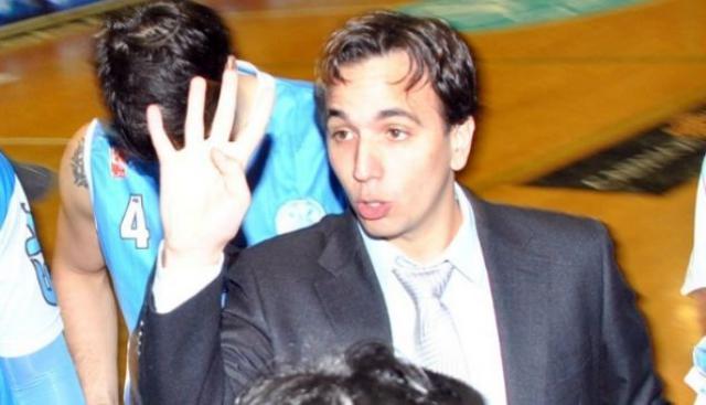 Casalanguida: "Ac� no hay lugar para la efusividad"