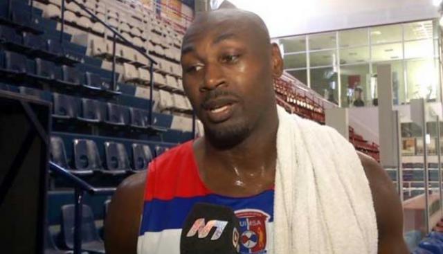 Battle extendi� su contrato en Quimsa