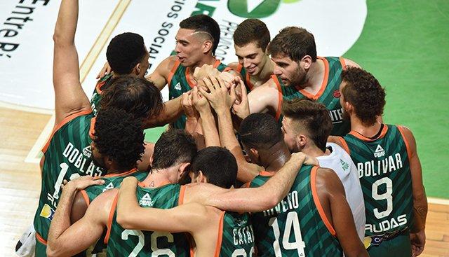 En Corrientes, Regatas y Estudiantes se prueban al m�ximo nivel