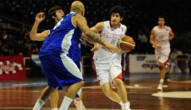 Tucum�n y c�rdoba a la final