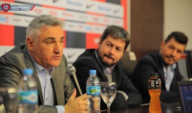 Lamas: �Este momento solo se puede comparar con dirigir a la Selecci�n�