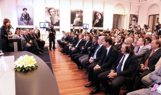 Se anunci� el programa �Deporte para Todos� que involucra al b�squet