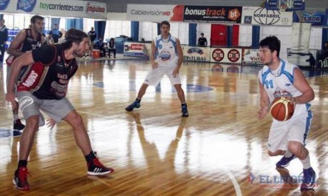 Regatas super� a San Mart�n en su puesta a punto para la Liga