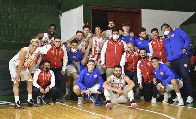 Uni�n acecha, Salta a la expectativa