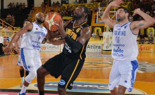 Triunfazo de Libertad en Jun�n