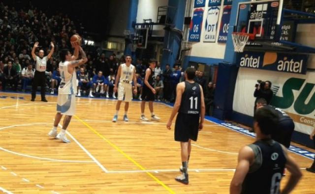 Argentina desat� su artiller�a en Montevideo